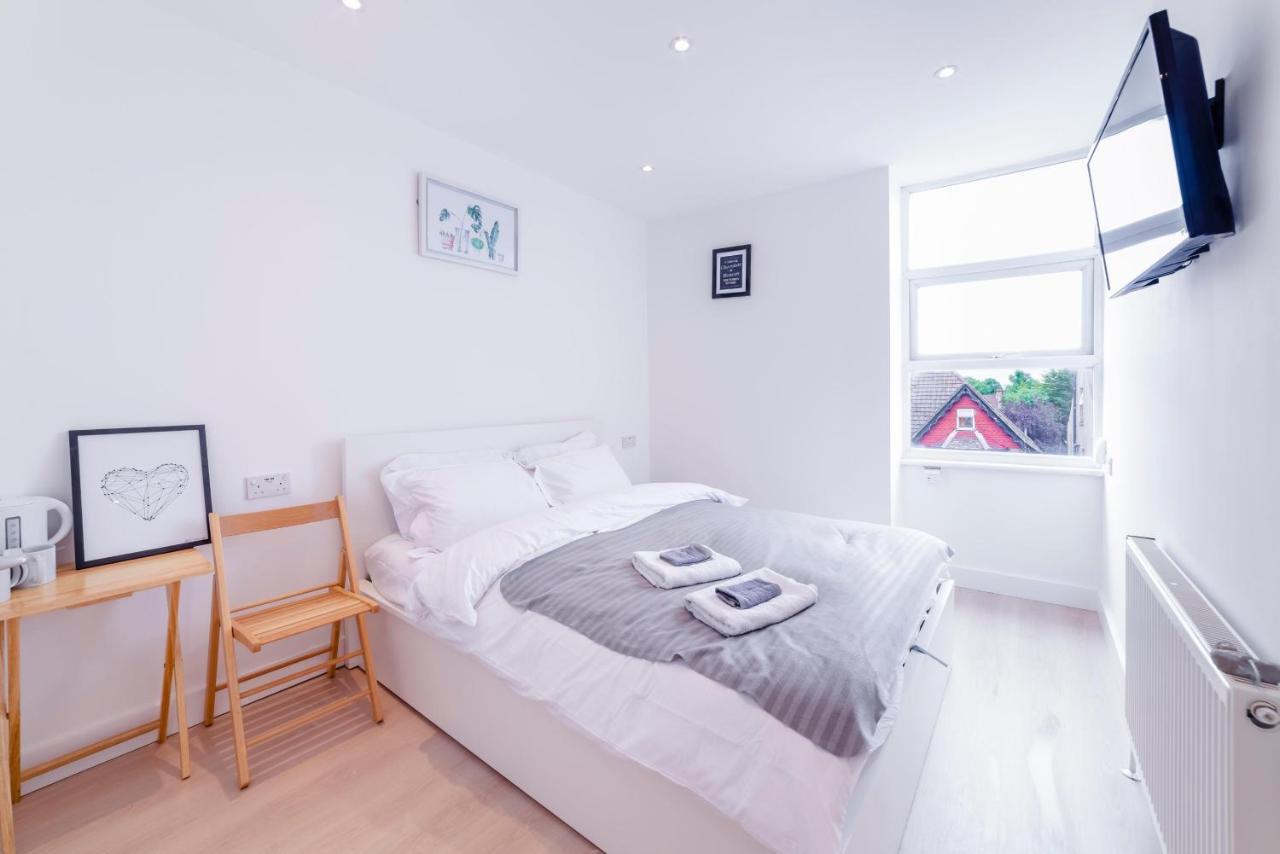 Quiet Cosy Rooms Харроу Экстерьер фото