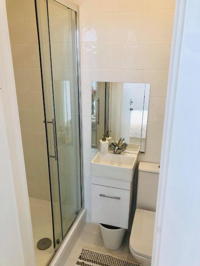 Quiet Cosy Rooms Харроу Экстерьер фото