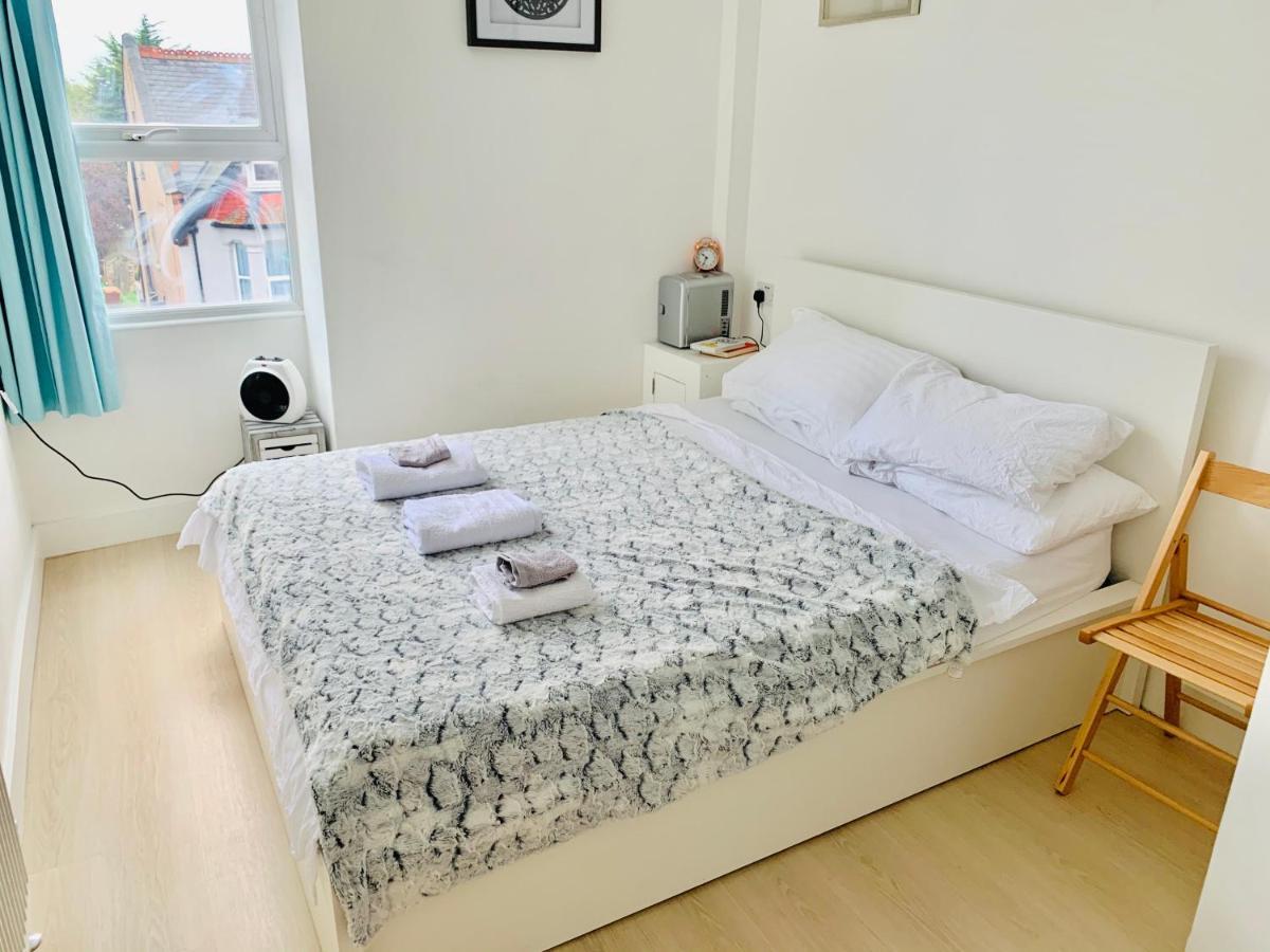 Quiet Cosy Rooms Харроу Экстерьер фото
